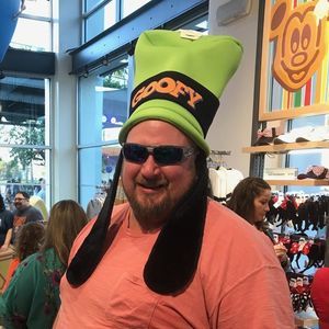 Meet your Posher, Luke